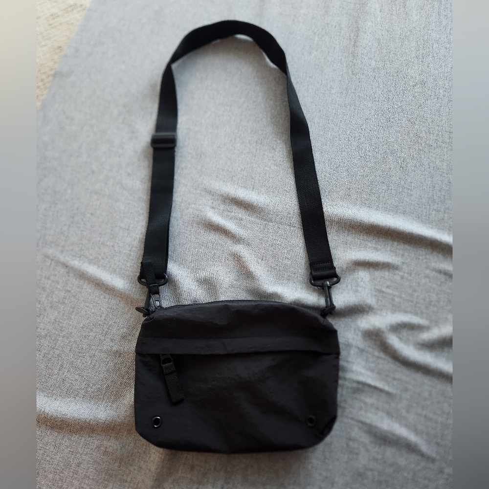 FLX Convertible Crossbody Bag